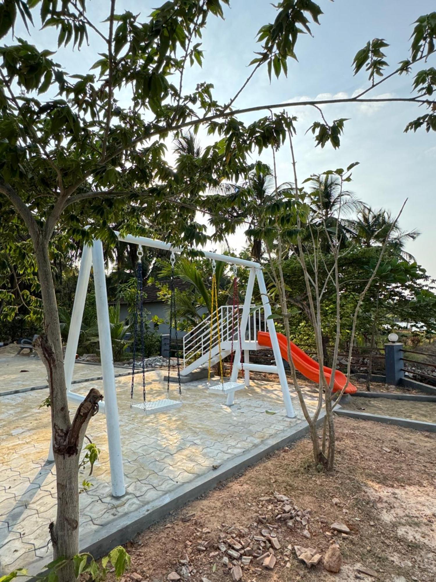 Kalyānpur The Glasswater By The Backwater Homestay מראה חיצוני תמונה