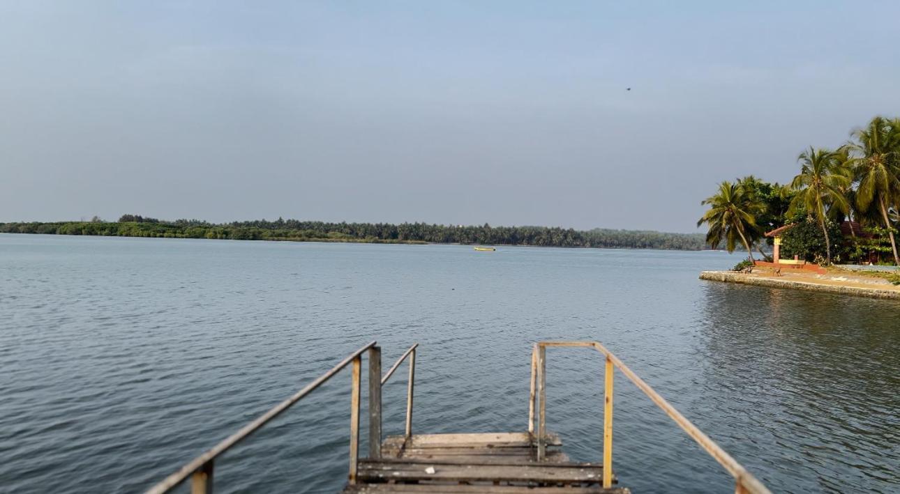 Kalyānpur The Glasswater By The Backwater Homestay מראה חיצוני תמונה
